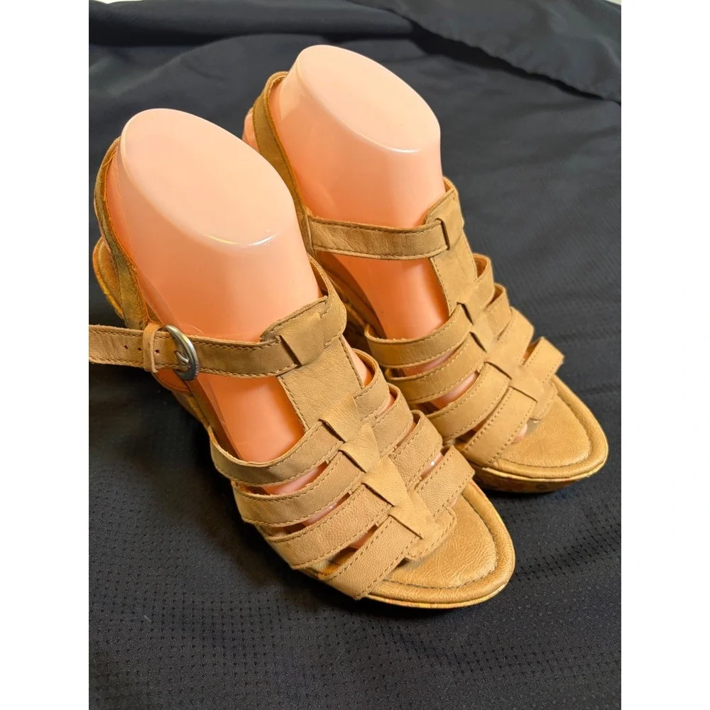 BOC Born Concept Tan Suede Floral Cork 4